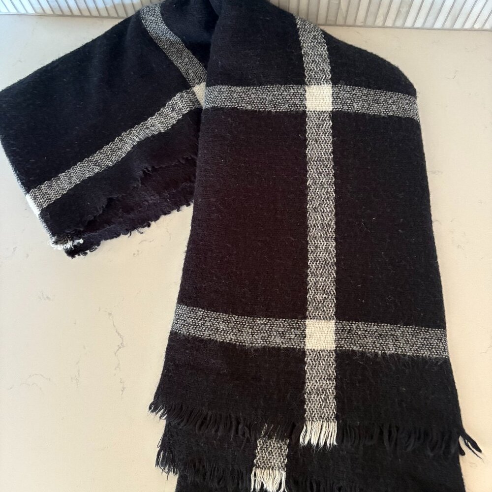 H&M Black and White Plaid Scarf With Fringe Edges, Checkered
